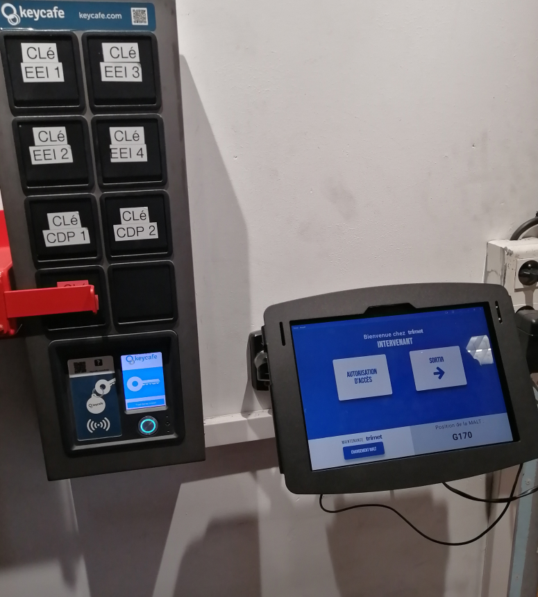 Photo de l'interface de digitalisation du processus de gestion des autorisations d'accès créée par Extellient pour la fonderie d'aluminium Trimet